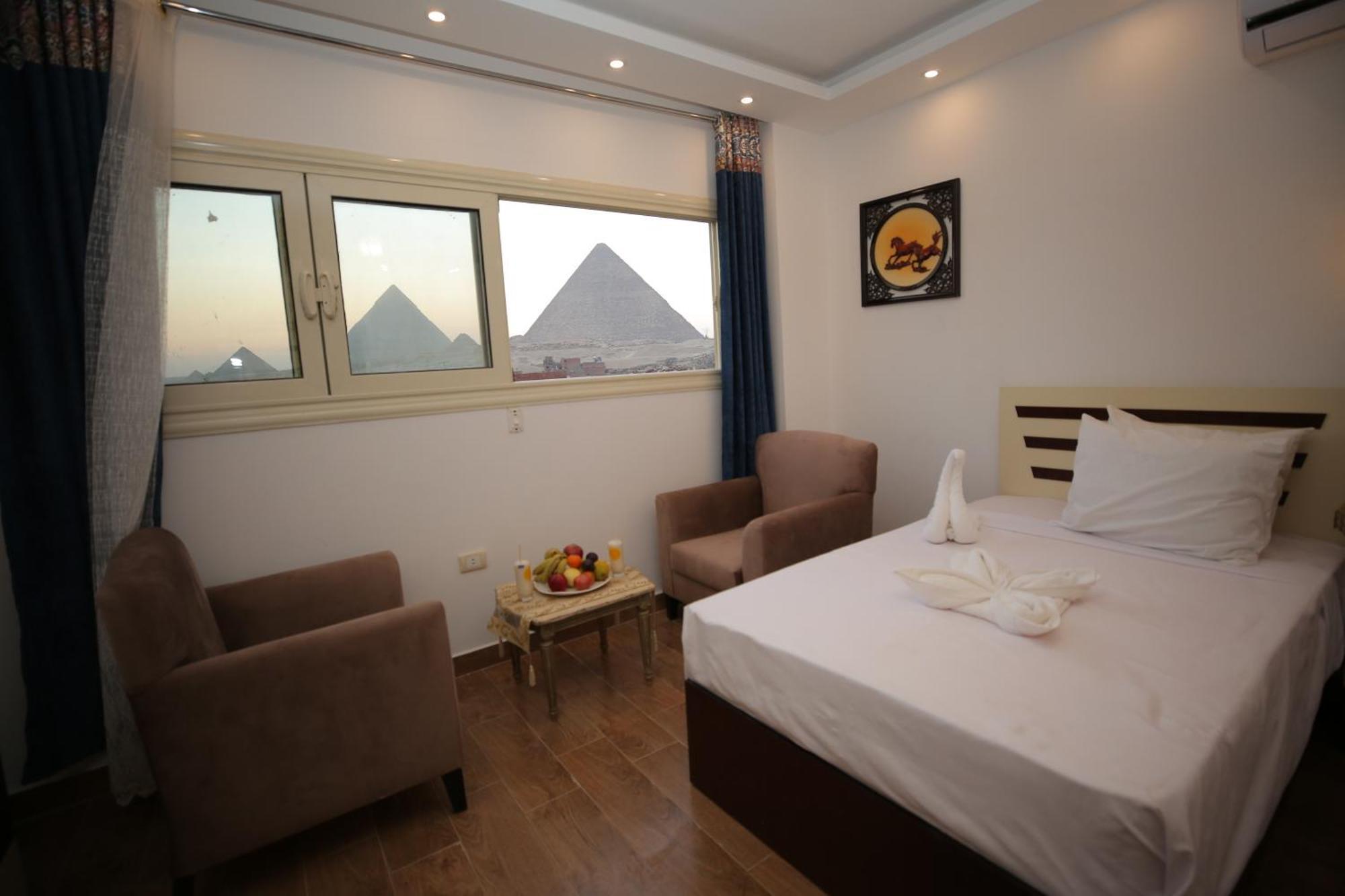 Hussien Lotus Pyramids View Otel Kahire Dış mekan fotoğraf