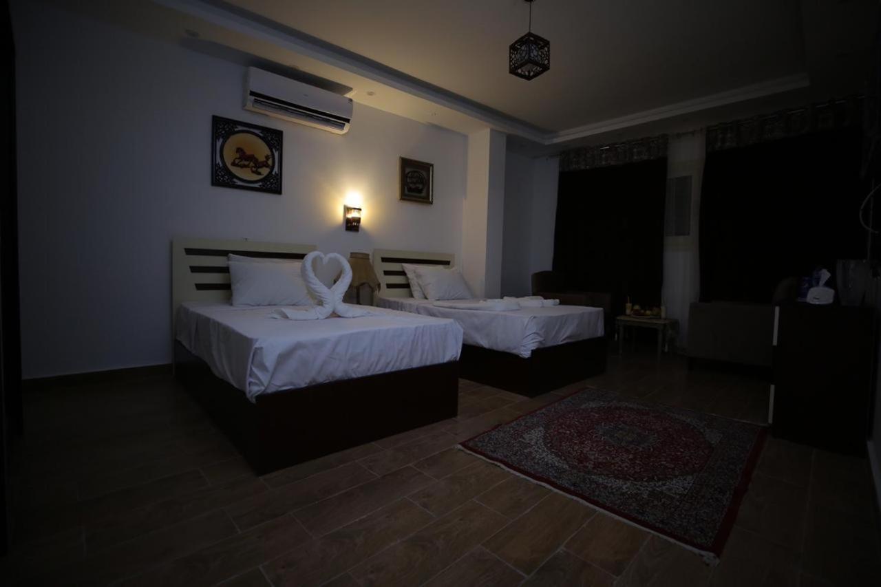 Hussien Lotus Pyramids View Otel Kahire Dış mekan fotoğraf