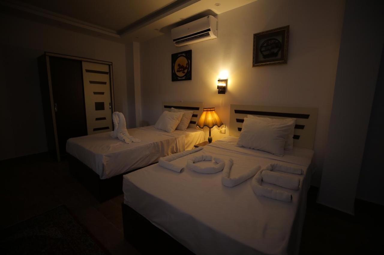 Hussien Lotus Pyramids View Otel Kahire Dış mekan fotoğraf